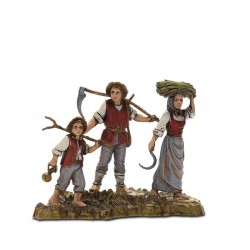 Peasant family group 10 cm